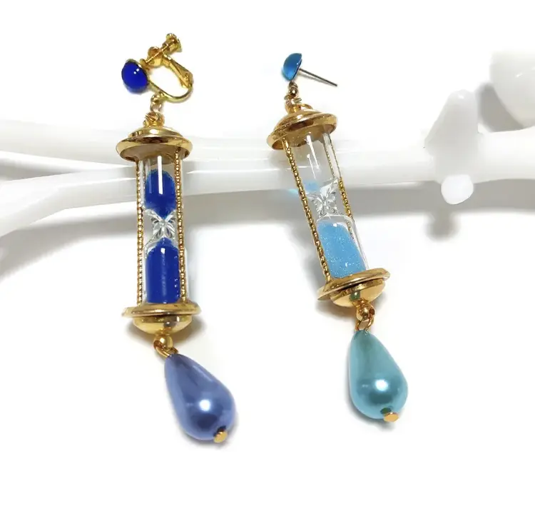 Hourglass Earrings - Image 3